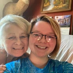 Meet your Posher, Beth